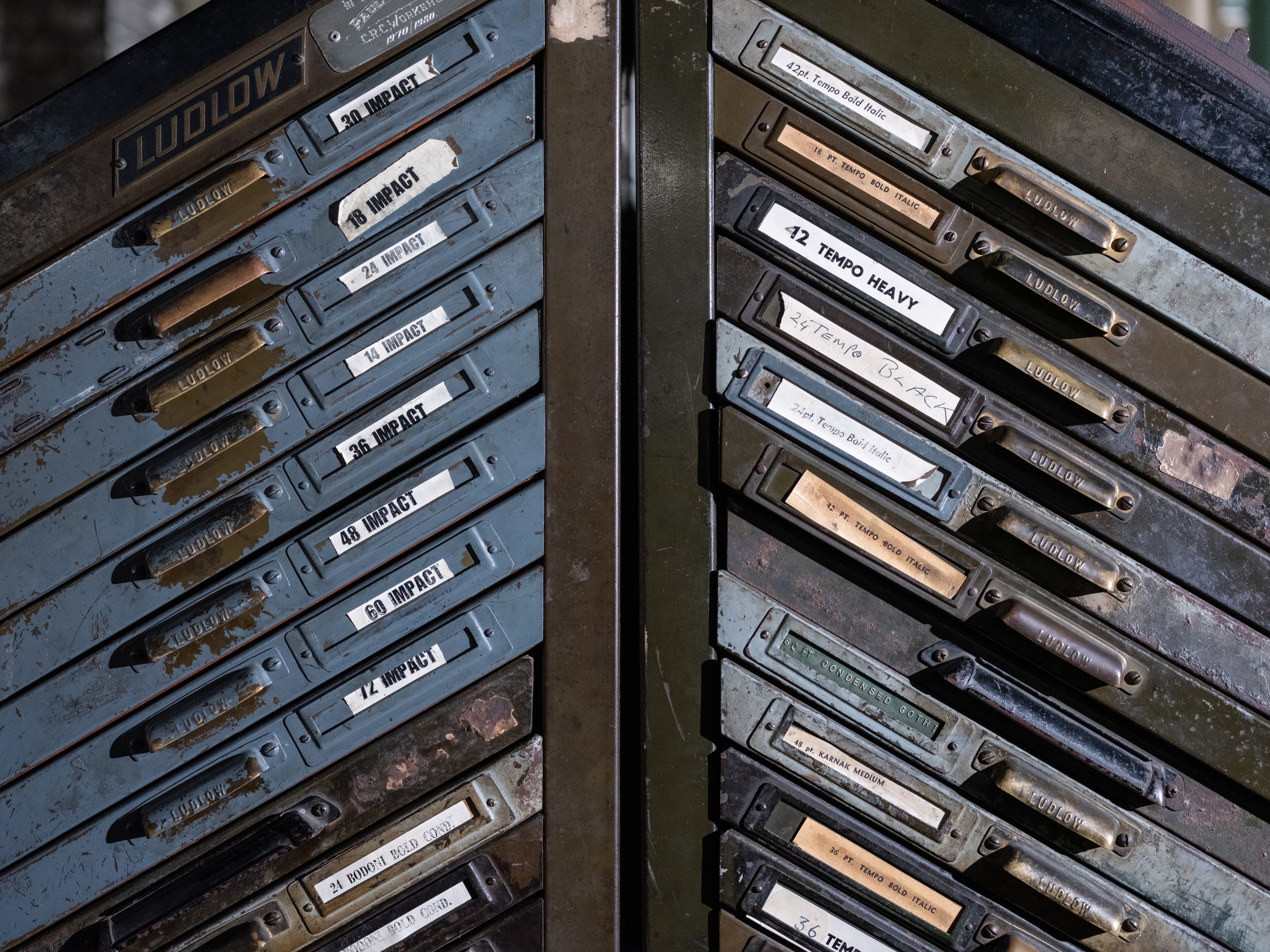 Ludlow type mold drawers