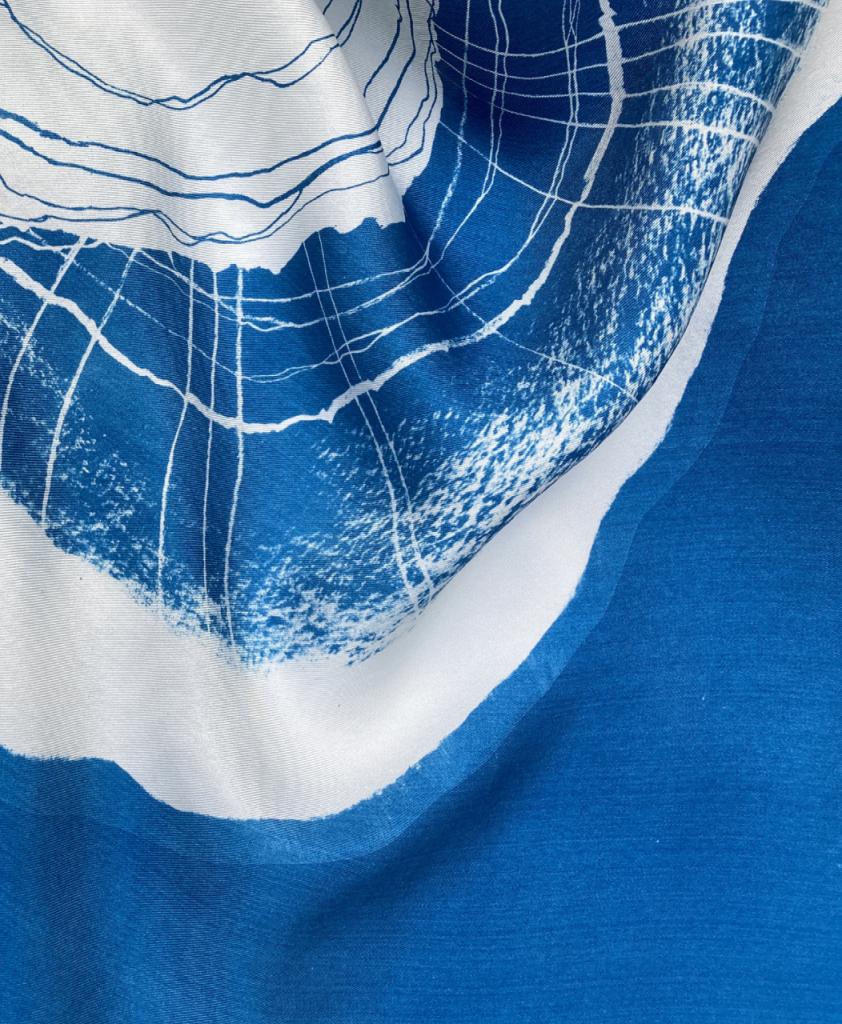 A white cloth printed in blue