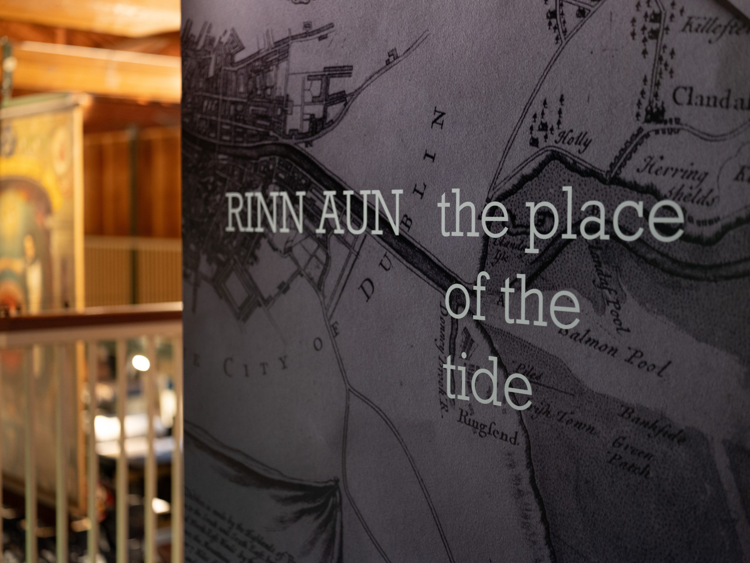 The title panel of the exhibition Rinn Aun - the place of the tide